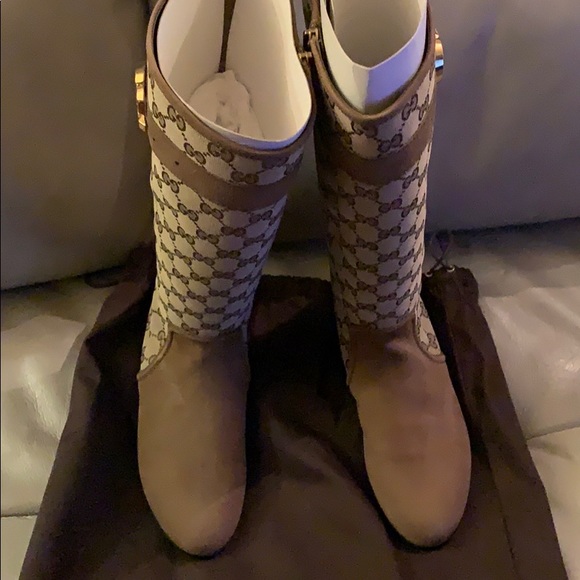 Gucci boots Shoes - Women’s Gucci boots original worn twice